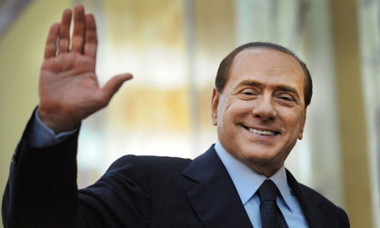 Berlusconi, figli accettano l’eredità: oggi la firma