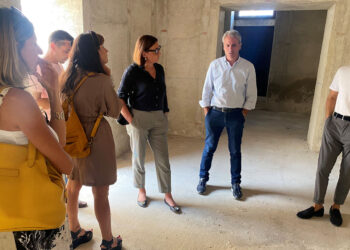 Modica Alta, sopralluogo edificio via Botta: si può creare un punto di aggregazione