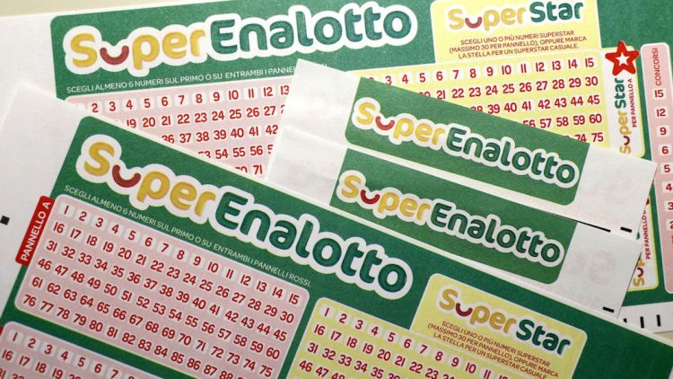 Superenalotto, 5+1 vince oggi 595mila euro