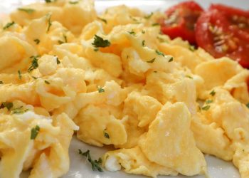 Dieta 1100 calorie per perdere peso: esempio menù