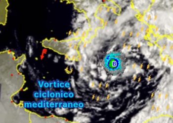 Meteo, allerta maltempo in Sicilia per ciclone Mediterraneo: temporali e venti di burrasca