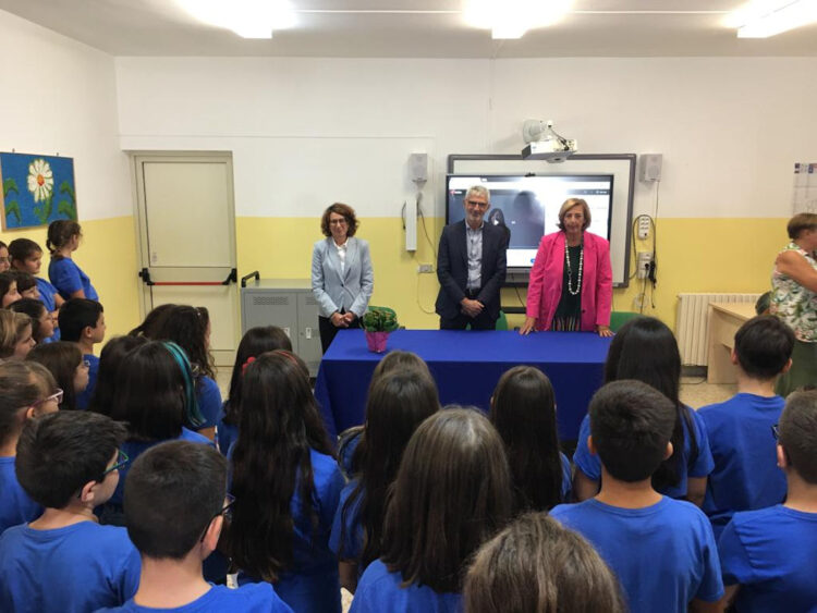 Il sindaco di Ragusa nelle scuole comunali