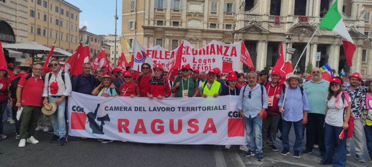 Da Ragusa a Roma: in piazza 200 iscritti iblei