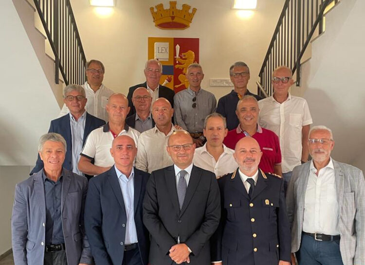 Saluto di commiato del Questore di Ragusa a 14 poliziotti in congedo