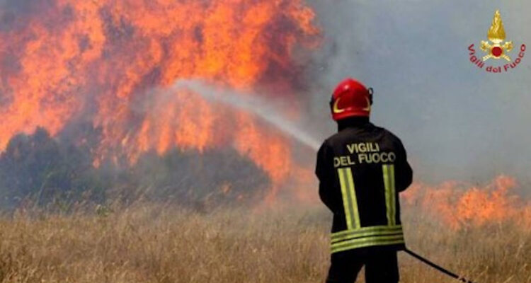 Meteo, scirocco e caldo in Sicilia: allerta rossa