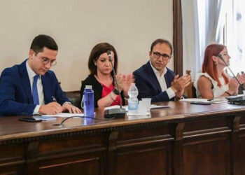 Chiaramonte Gulfi: scuolabus e asilo nido sono girone dantesco