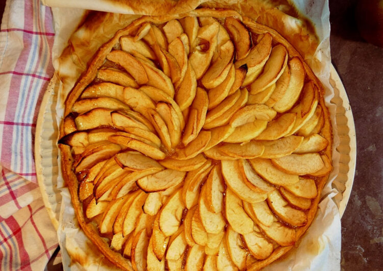 Crostata di mele: ricetta veloce