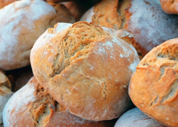 Dieta senza pane: benefici e controindicazioni