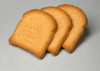 La fetta biscottata fa ingrassare? Scopri la verità