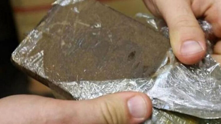 Scoglitti, 48enne incensurato e spacciatore con la droga nel ripostiglio