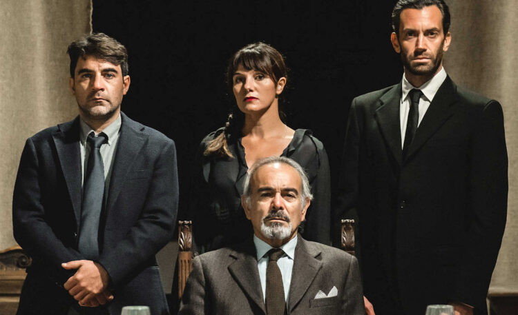 La cena al teatro Garibaldi di Modica