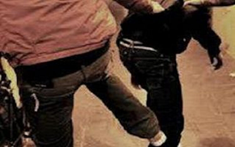 Lite nel Siracusano, 12enne ferisce coetaneo con coltellate