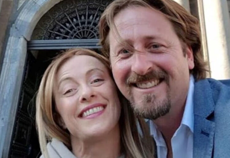 Manlio Messina: flirt con la Meloni? Falso di Corono per aumentare click