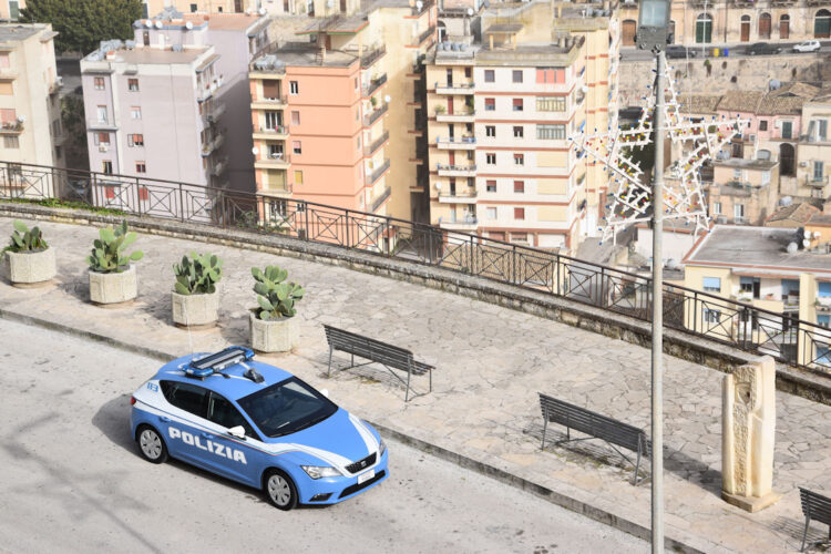 Aveva commesso 11 furti nel centro storico di Modica: arrestato