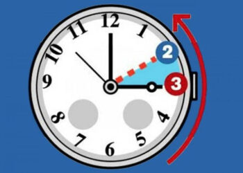Ora solare, domenica lancette indietro di un'ora