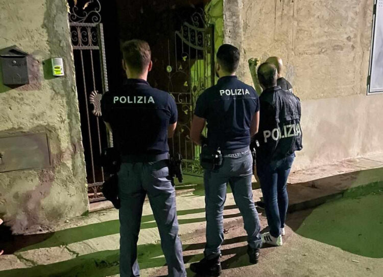 Gela, 5 misure cautelari per tentata estorsione e lesioni gravi