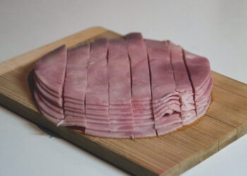 Mangiare prosciutto cotto fa ingrassare?