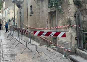 Ragusa Ibla, via Giusti chiusa al traffico