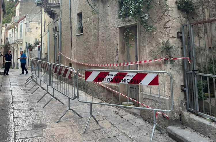 Ragusa Ibla, via Giusti chiusa al traffico