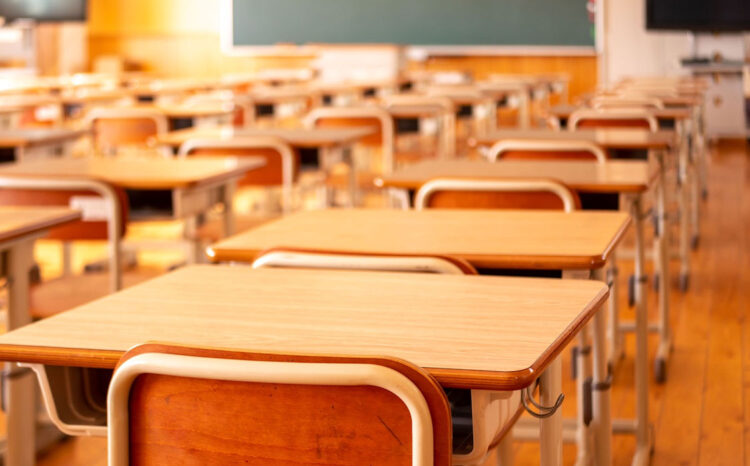 Palermo, insegnante fa ingerire tranquillanti a un alunno disabile di 9 anni: lui in ospedale, lei sospesa