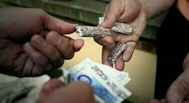 Modica, marocchino arrestato per spaccio