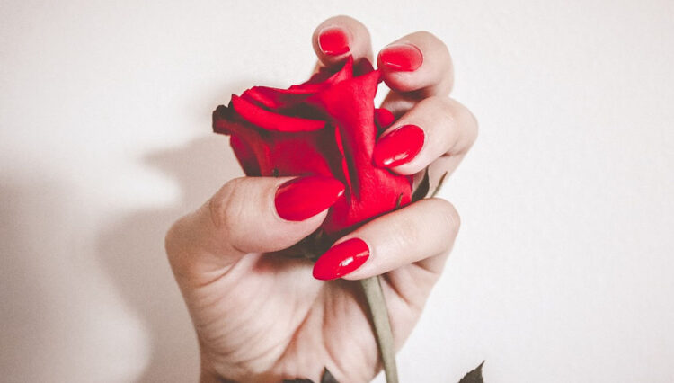 Unghie: i colori alla moda