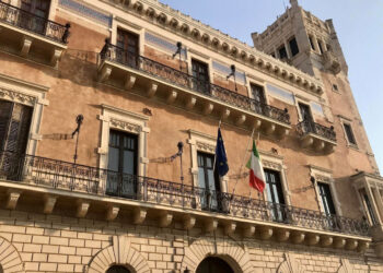 Ispica, 8 consiglieri comunali chiedono una seduta urgente sulle bollette di iblea acque