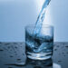 Bere acqua quanto fa dimagrire?