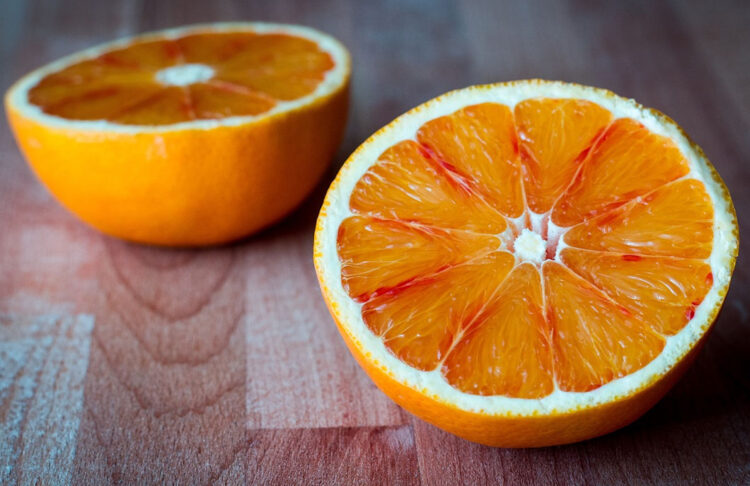 Non buttate la parte bianca delle arance: ecco perchè e i benefici