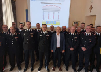 Avis e Carabinieri Ragusa insieme per un messaggio di solidarietà