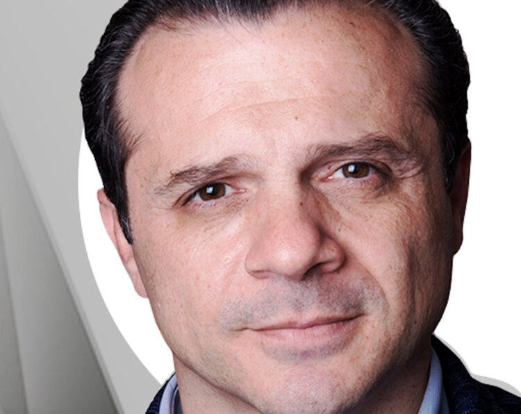 Cateno De Luca oggi a Ragusa