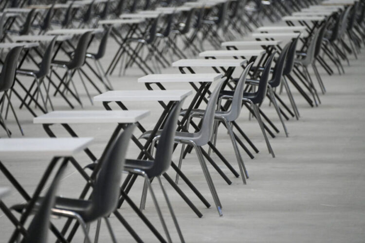 Concorso straordinario bis docenti, vincolo di Permanenza e Eccezioni