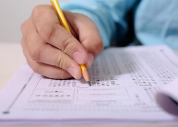 Concorso Ministero, selezione per 180 diplomati e laureati