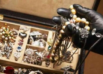 Furto in una gioielleria di Vittoria