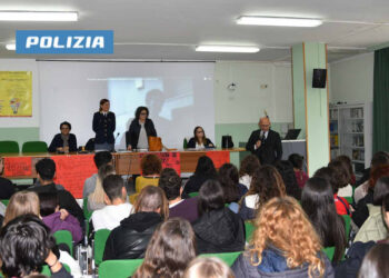 Polizia di stato e legalità a Ragusa, Questore incontra alunni