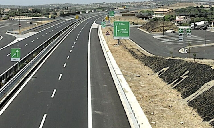 Autostrade siciliane senza stazioni di servizio: Urgente intervenire per garantire sicurezza