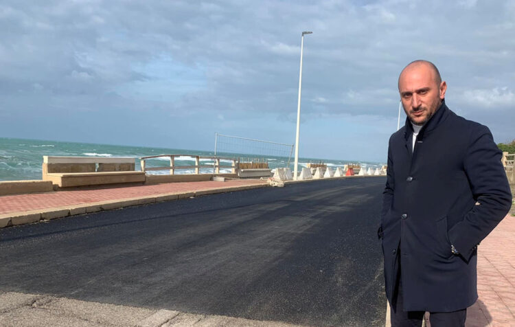 I lavori del lungomare di Baia Dorica a Scoglitti quasi al termine
