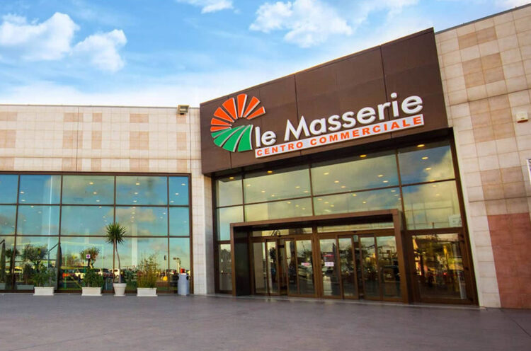Centro Commerciale Le Masserie a Ragusa chiuso a Santo Stefano