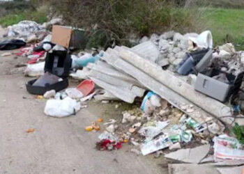 Abbandono rifiuti a Modica: sanzioni fino a 10 mila euro
