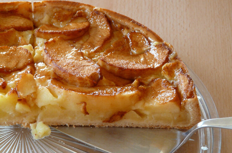 Torta di mele soffice: ricetta veloce