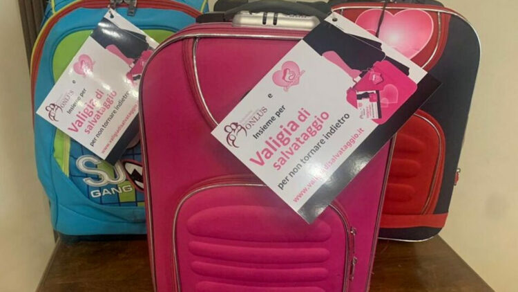 Ragusa, firmato protocollo La valigia di Salvataggio
