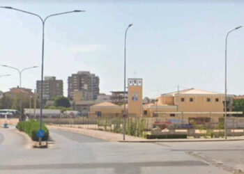 Modica, via Circonvallazione Ortisiana come una pista da corsa: pericolo per auto che sfrecciano