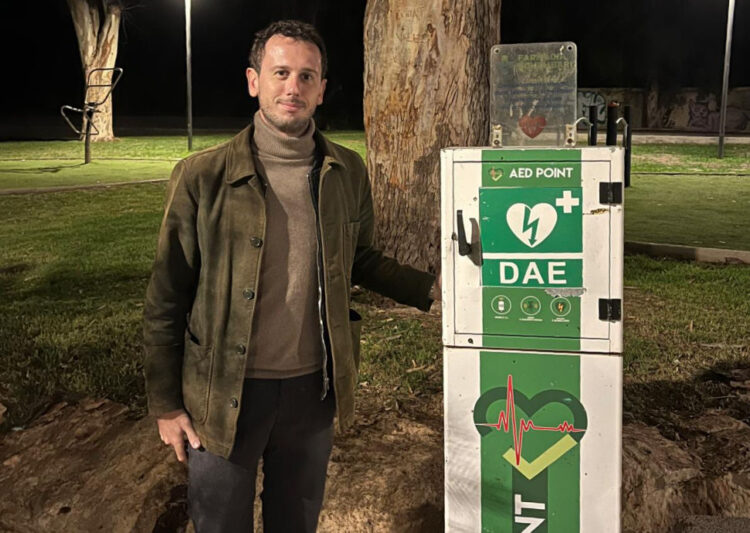 Marina di Ragusa, risistemato il defibrillatore e la colonnina vandalizzati