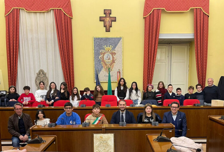Consiglio comunale dei ragazzi a Comiso, Bellassai: Eletto il 25esimo sindaco