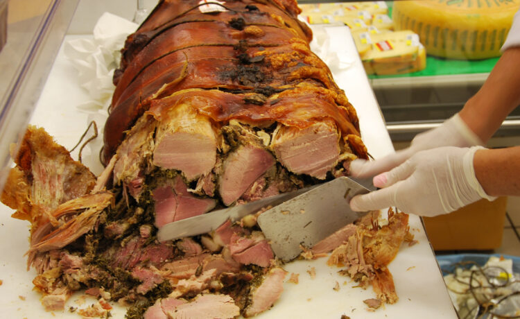 Sagra della porchetta e mercatini di Natale a Giarratana