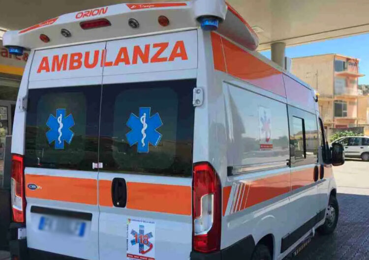 Vittoria, travolge uno scooter e scappa: un ragazzo ferito, è caccia al pirata della strada