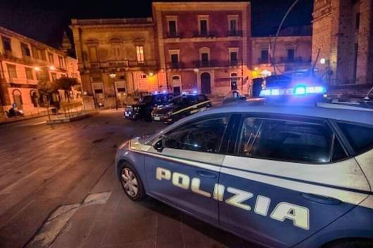 Controlli festività natalizie Ragusa: ritirate 6 patenti e decurtati 70 punti