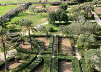 Ragusa, il parco del Castello di Donnafugata rivive gli antichi splendori