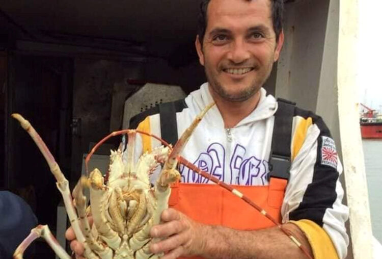 Agrigento, il pescatore Salvatore Cefalù scomparso in mare: trovata la barca