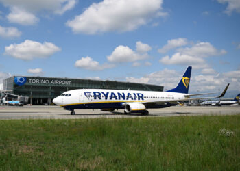Ragusano riceve 250 euro per ritardo di 5 ore del volo Ryanair Torino-Catania